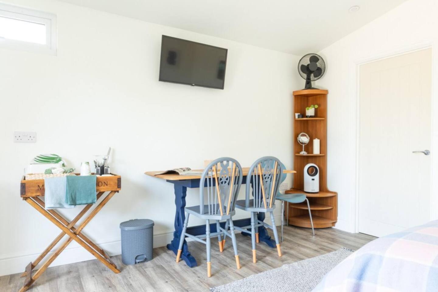 Pear Tree Cabin Whitstable Dış mekan fotoğraf